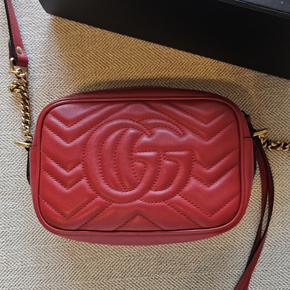 Gucci Marmont Mini Crossbody Bag - Picture 6 of 11